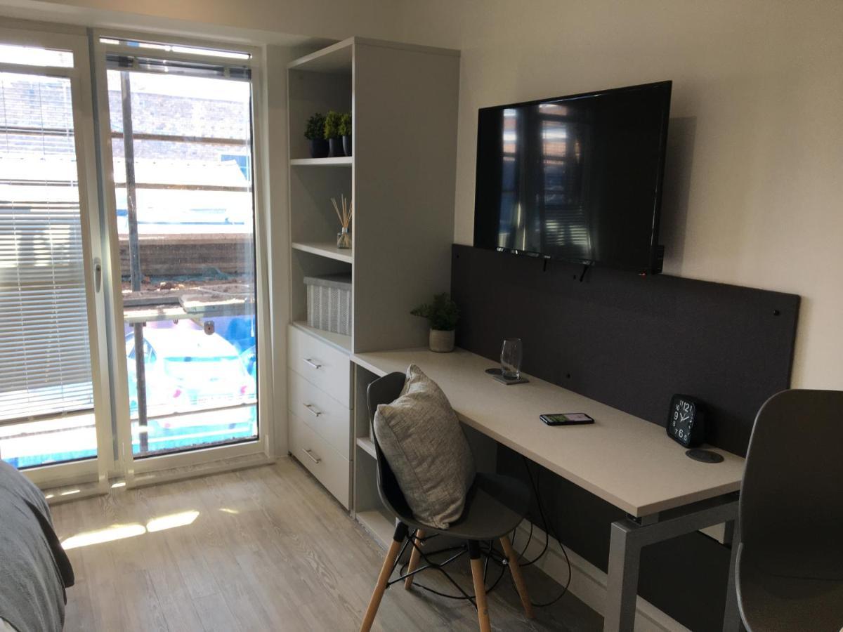 Modern Studios, Newcastle Under Lyme - Sk Εξωτερικό φωτογραφία